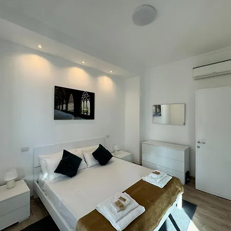 Apartamento Bright And Residential With Terrace
