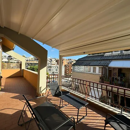 Bright And Residential With Terrace Roma